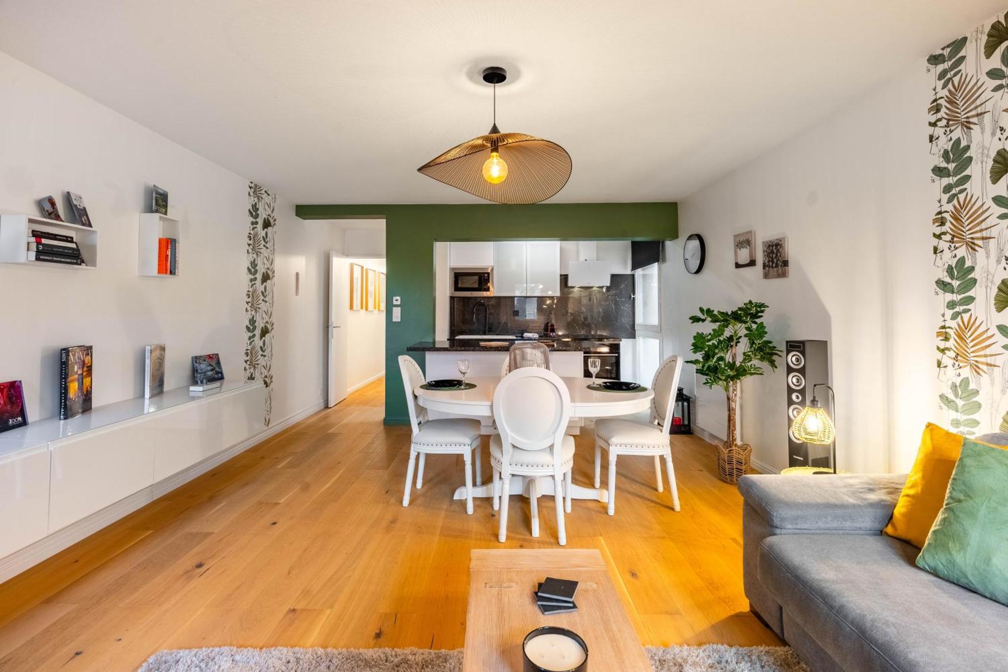 Ferienwohnung Le Precieux De Raoul Nancy Centre Avec Ascenseur Exterior foto