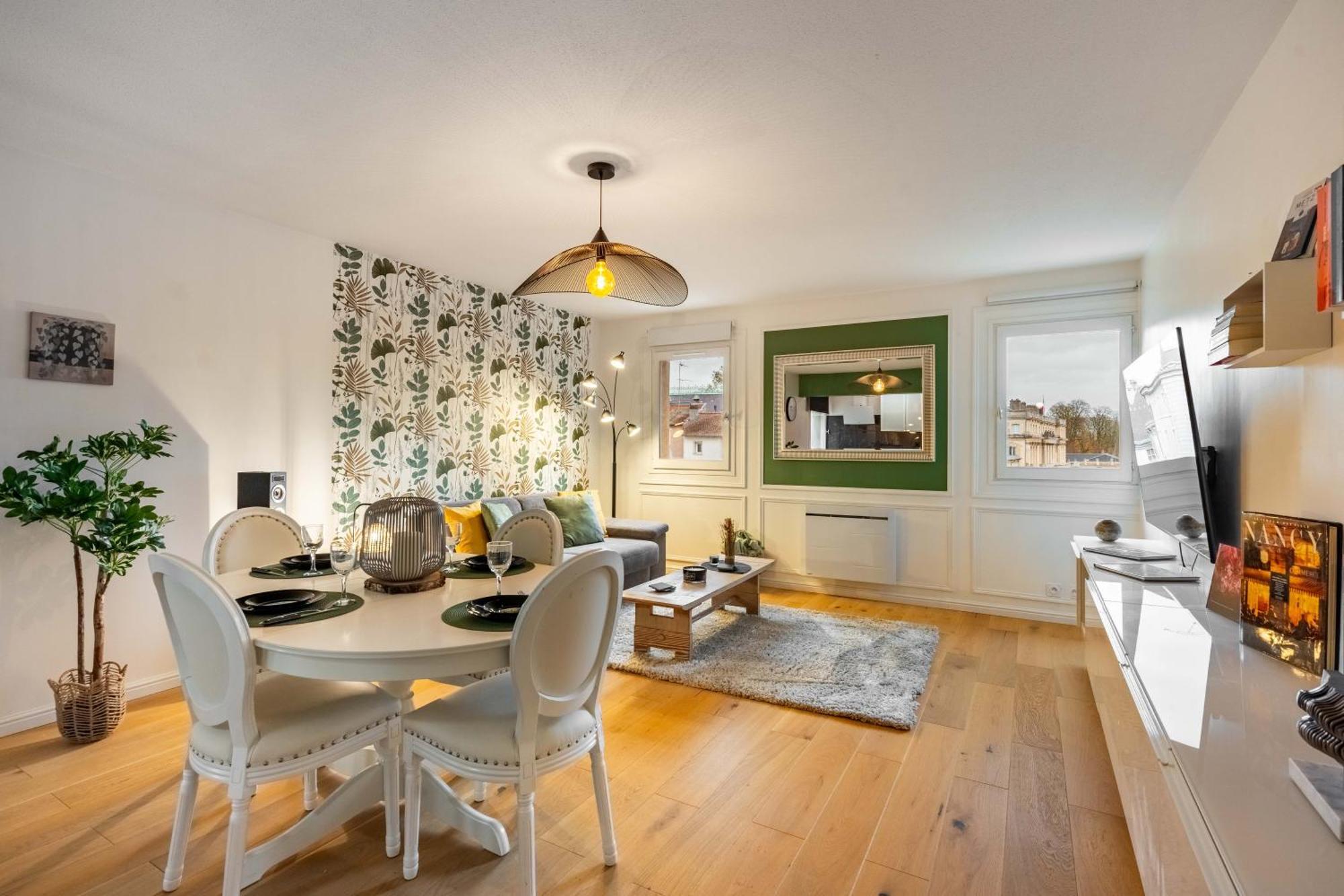 Ferienwohnung Le Precieux De Raoul Nancy Centre Avec Ascenseur Exterior foto